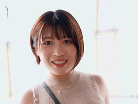美爆乳しゃぶらせデリバリー人妻!欲求不満な元フードル絶倫ママが超性感おっぱいチクイキ発情!ぷるんぷるんパイ出しコスで肉弾ミルキー中出しSEX! サンプル動画サムネイル